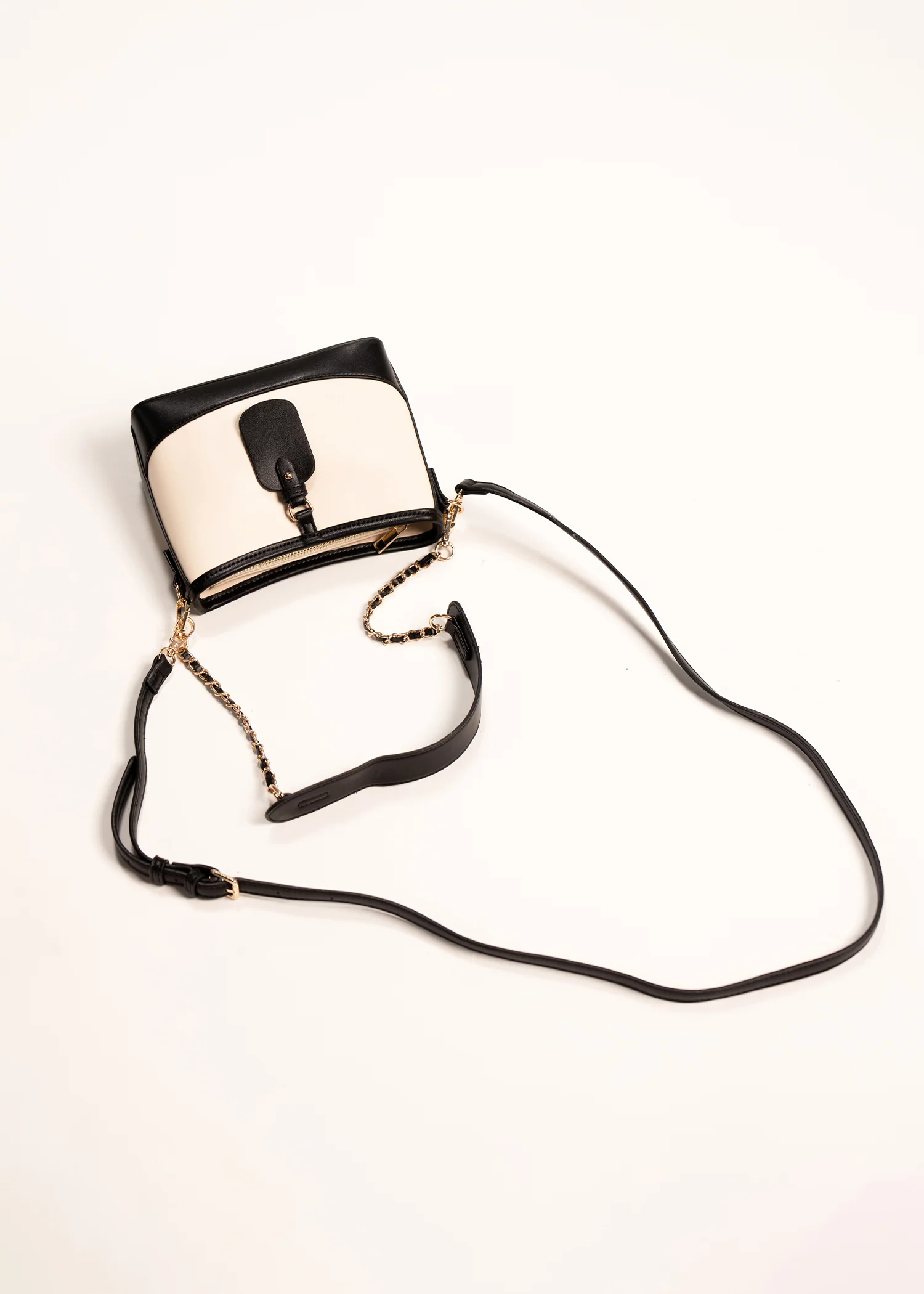 Contrasting shoulder bag- R7 - Image 3
