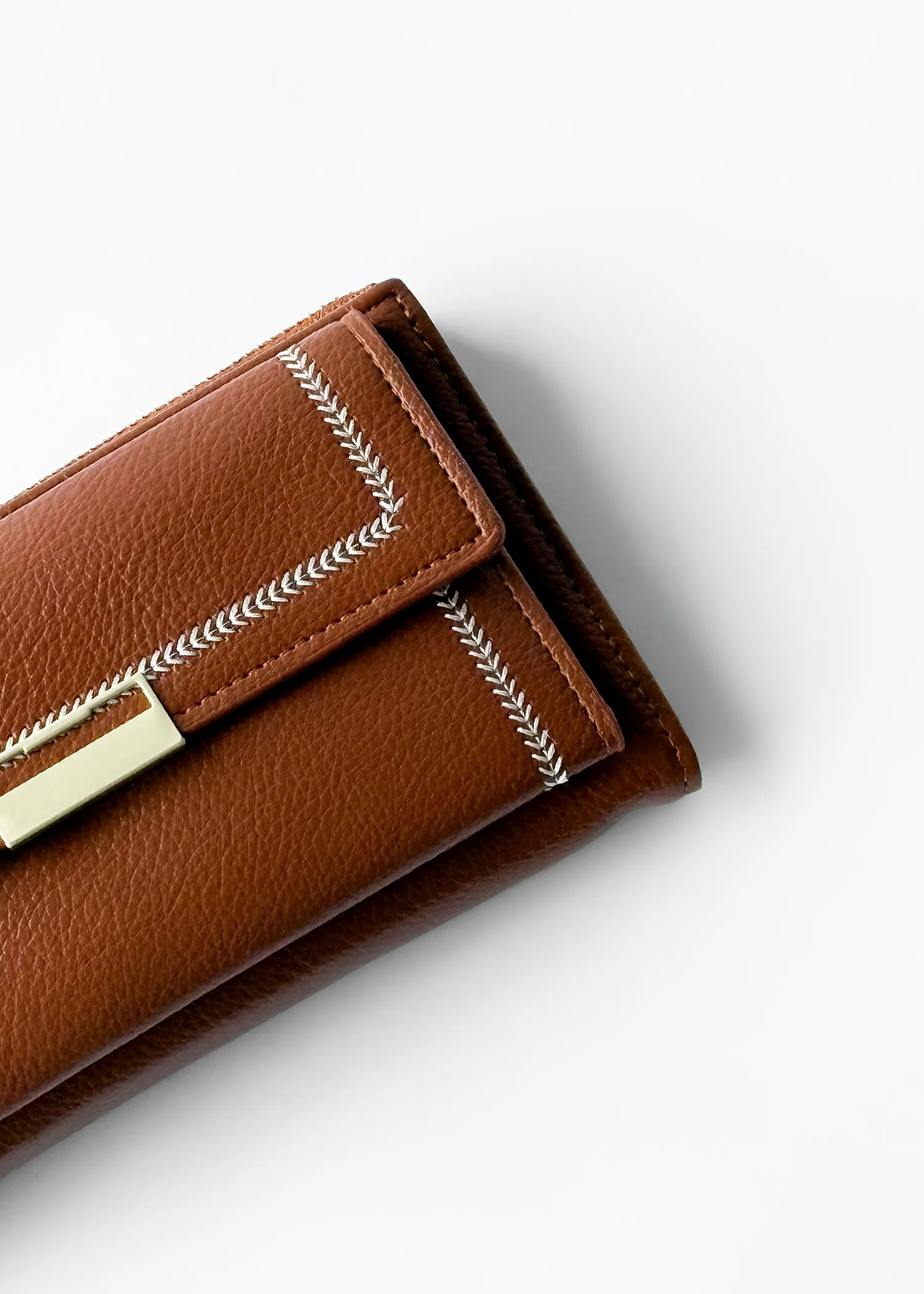 Stitched Flap Wallet with Wristlet- 6307-KOA-S25 - Image 4