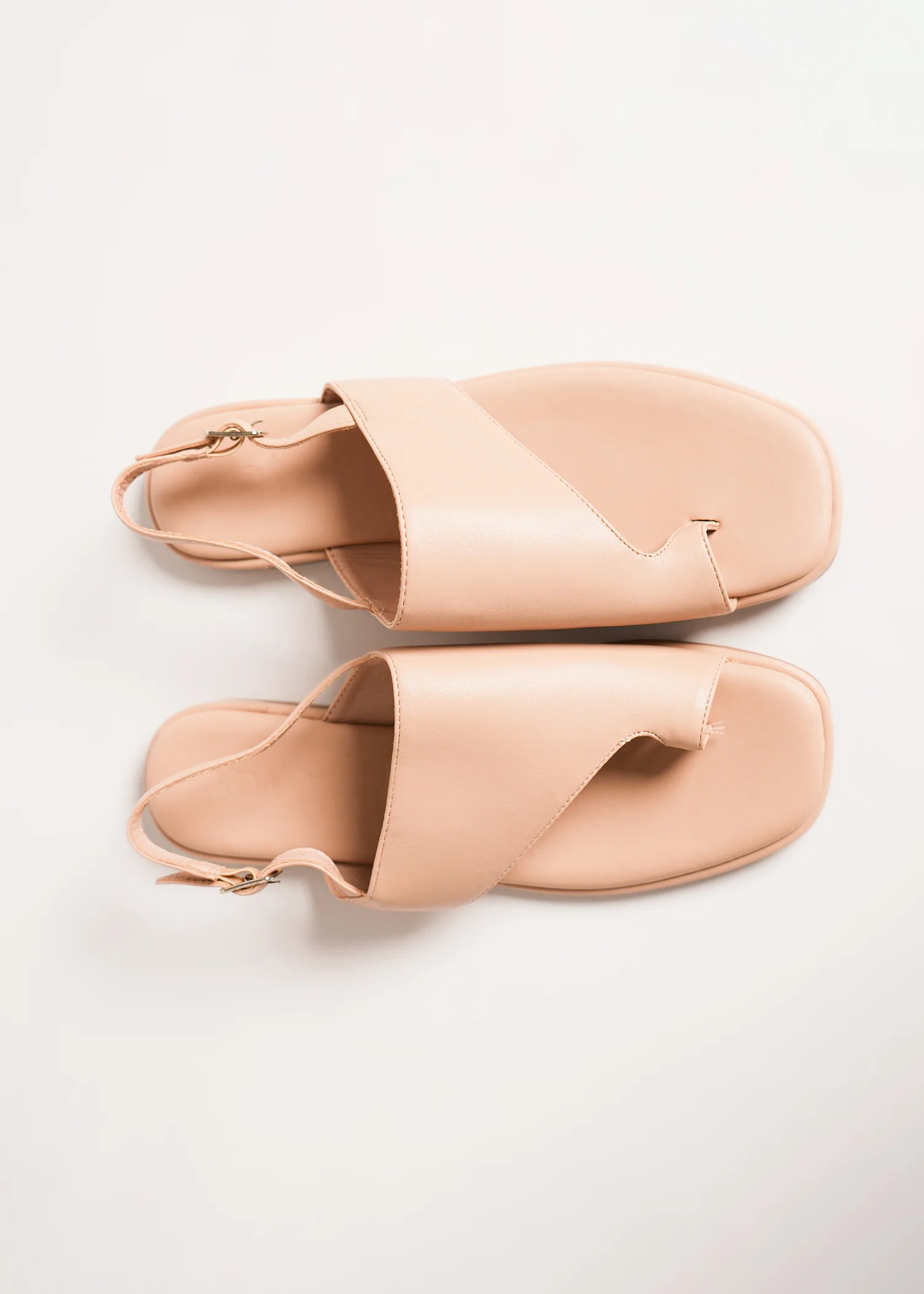 Wide strap toe ring sandal- R910 - Image 4