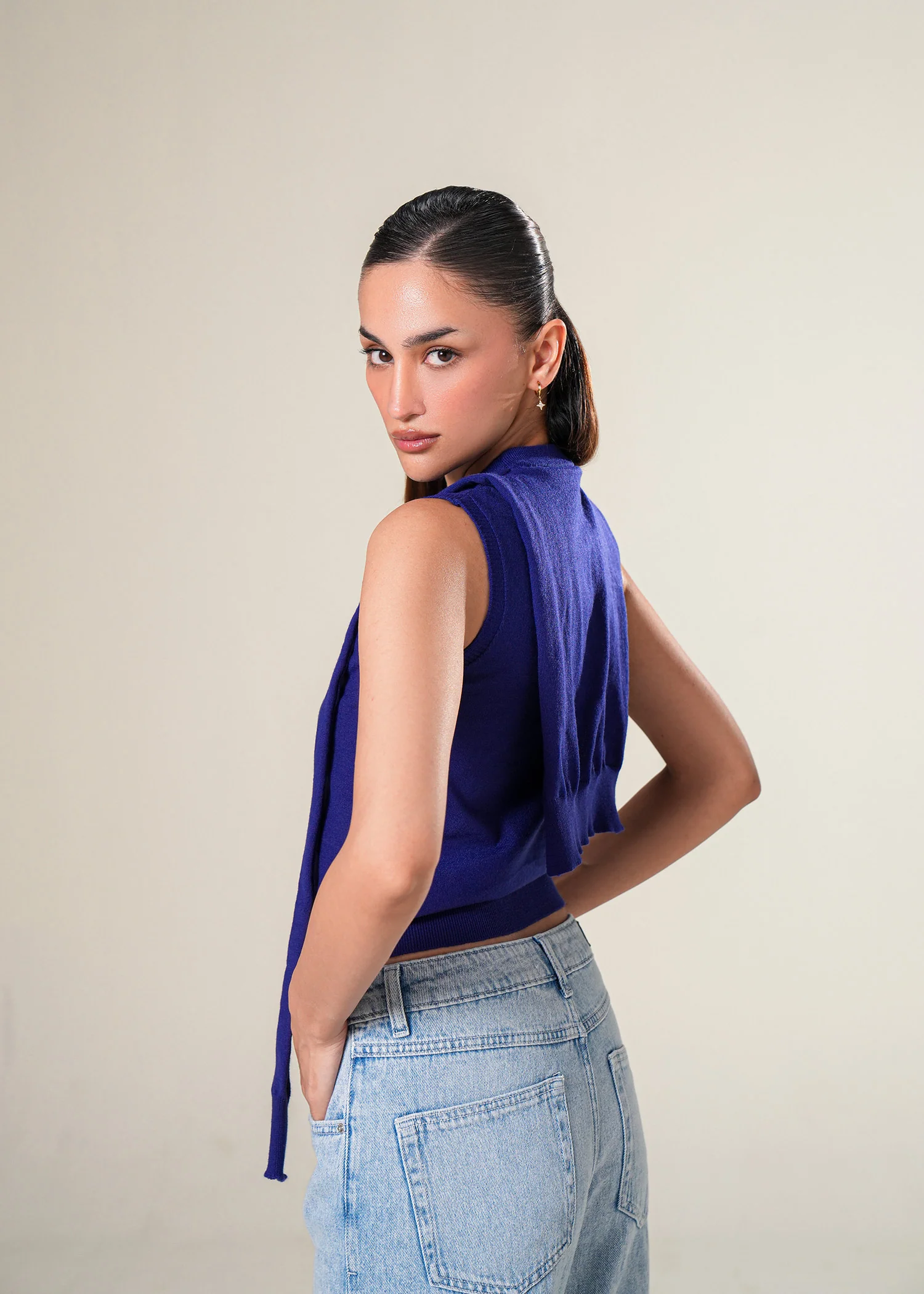 Sleeveless Tie-Neck Knit top- WS25-249 - Image 5