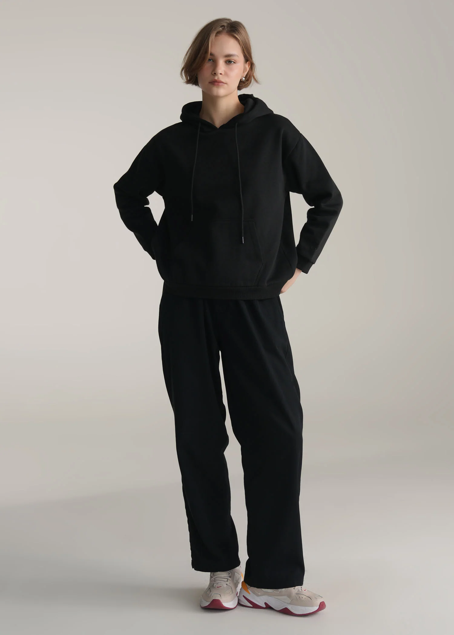 Loose Fit Basic Hoodie- WS25-350 - Image 4