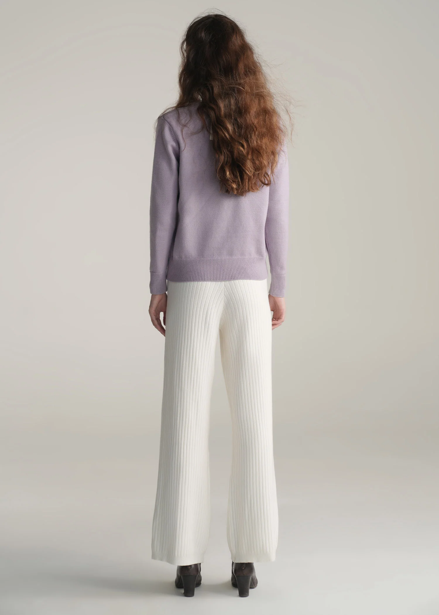 V-Neck Cardigan- WS25-398 - Image 3