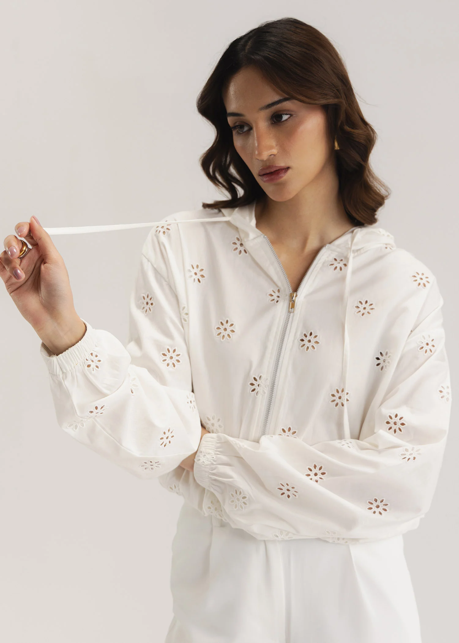 Schiffli Hoodie- WS26-02 - Image 3