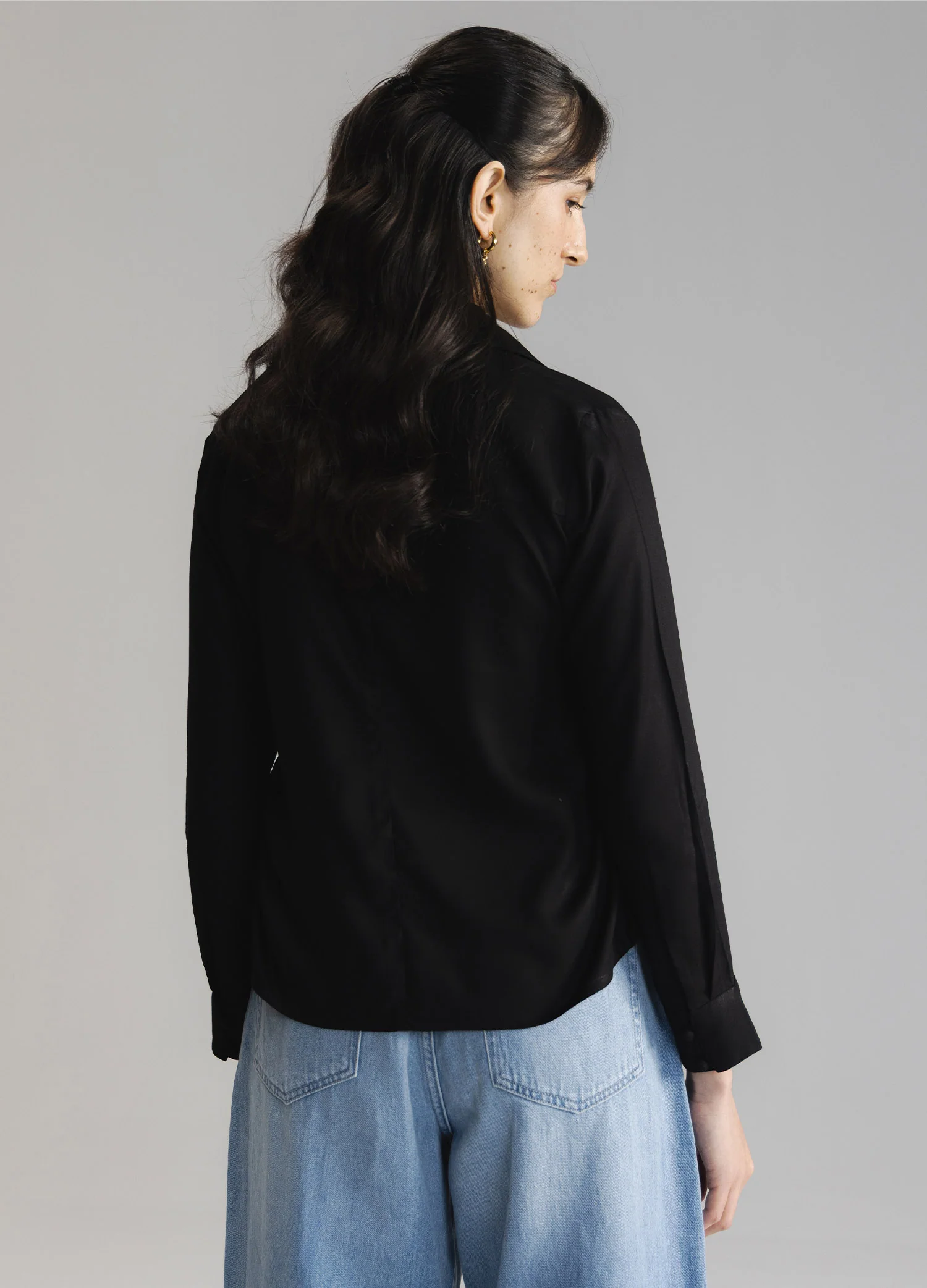 Button Down Shirt with Gathers at Waist- WS26-83 - Image 2