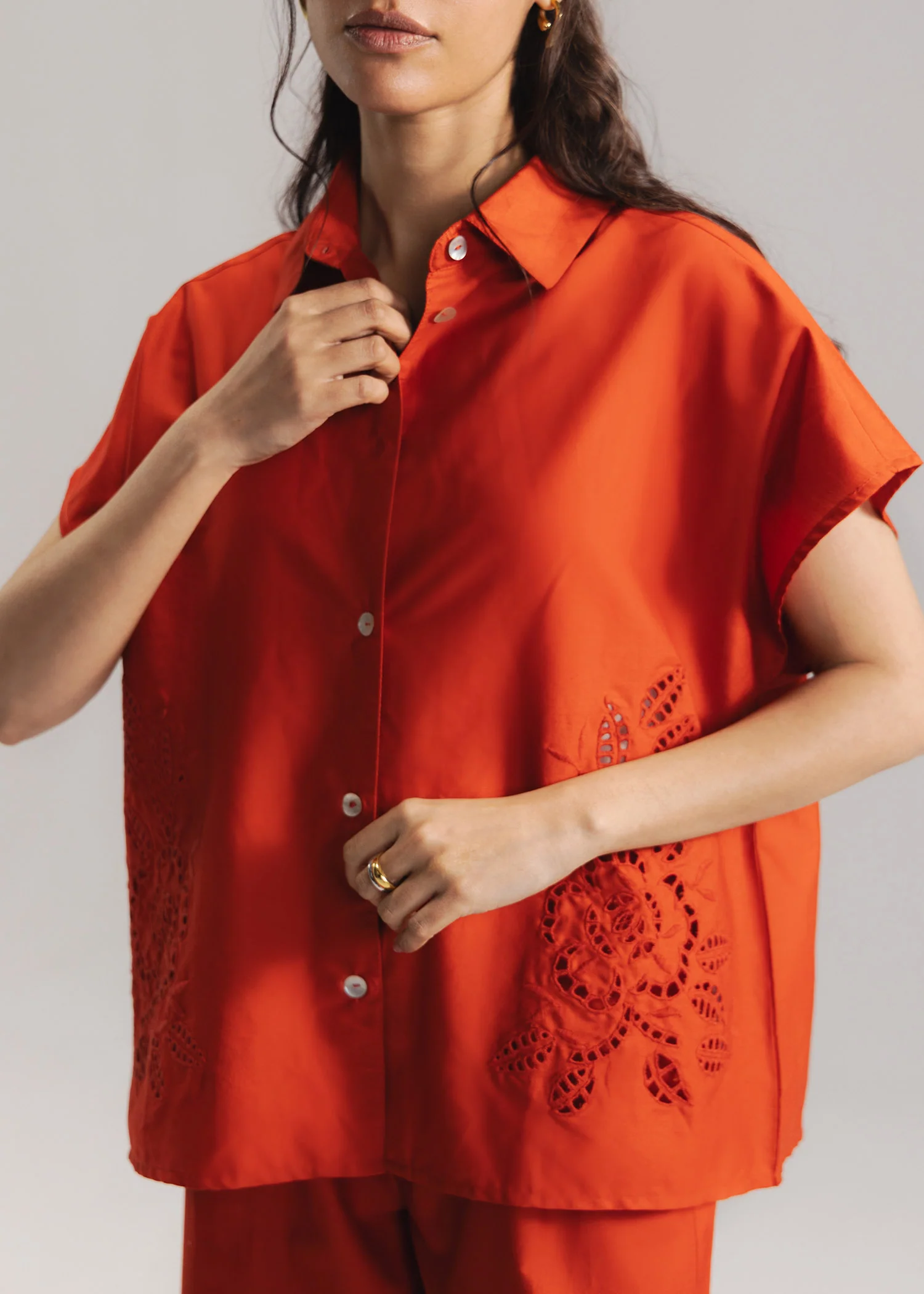 Schiffli Button Down Shirt- WS26-89 - Image 3